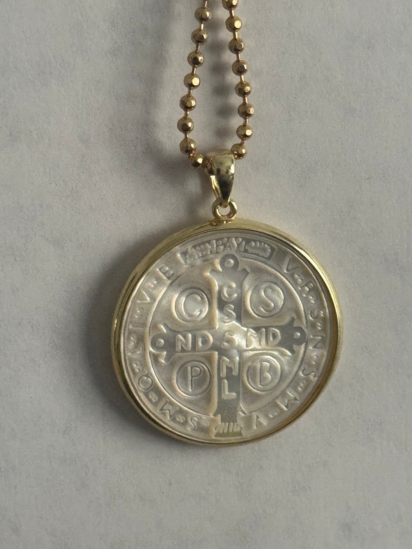Mother of Pearl Gold Necklace